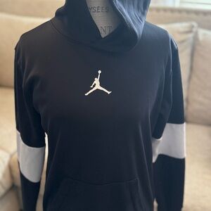 Jordan Black and White Sweater with Jumpman Logo